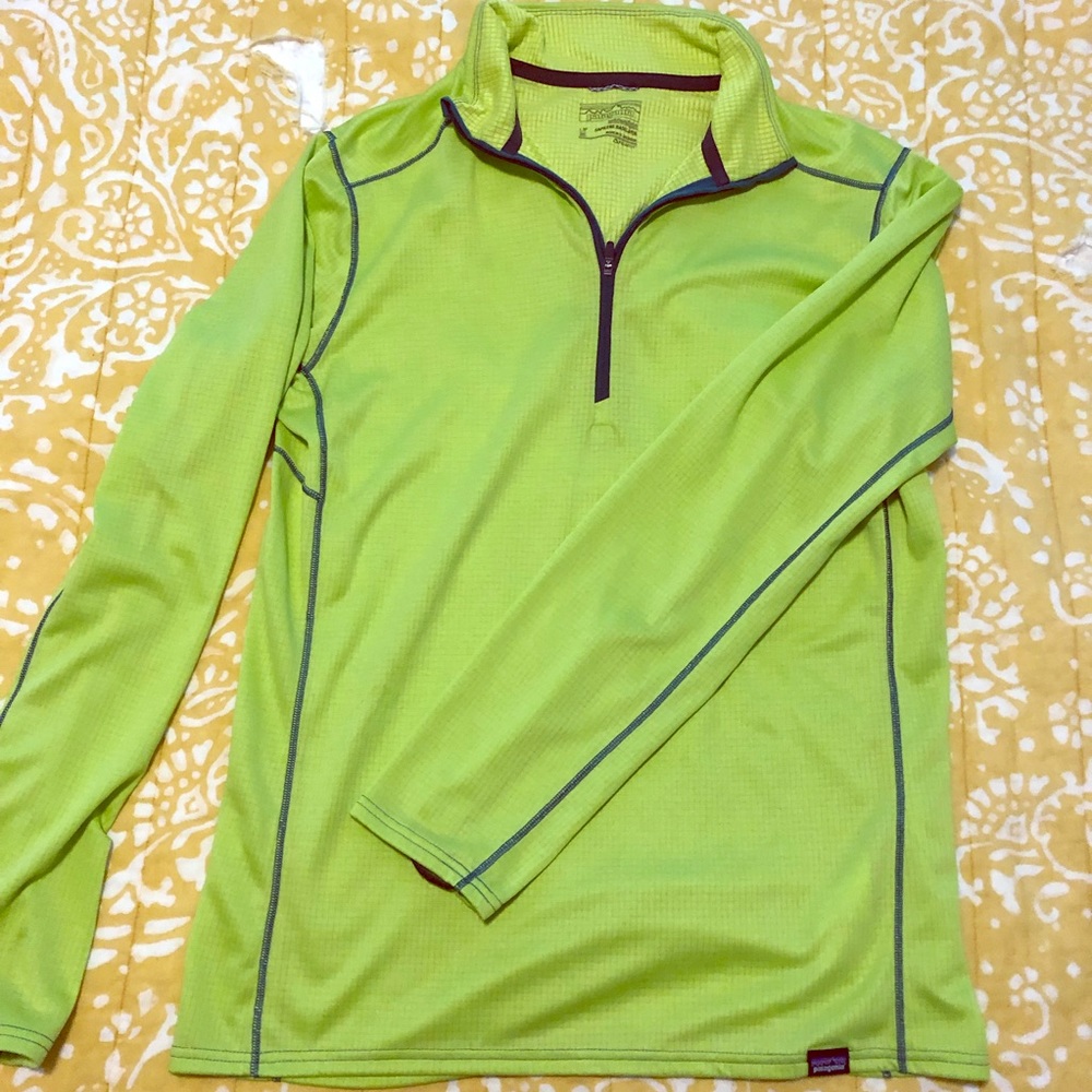 Patagonia Men’s capilene. Never worn.